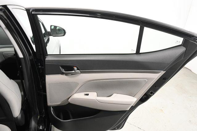 2017 Hyundai Elantra SE w/Tech photo