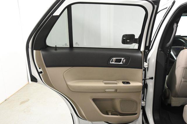 2015 Ford Explorer X photo