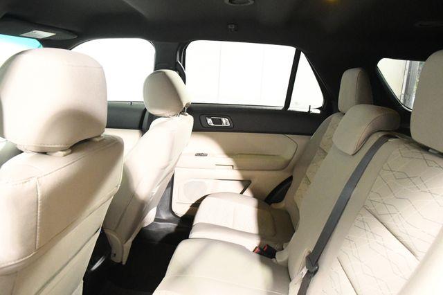 2015 Ford Explorer X photo