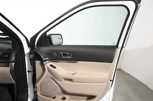 2015 Ford Explorer X photo