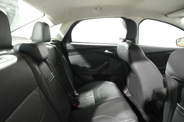 2016 Ford Focus SE photo