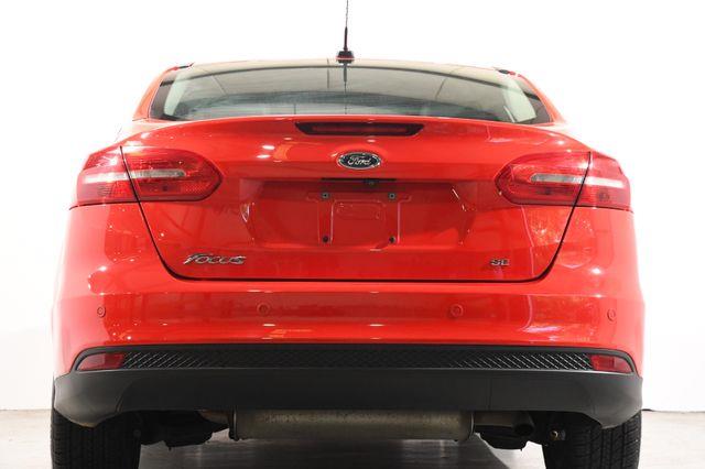 2016 Ford Focus SE photo