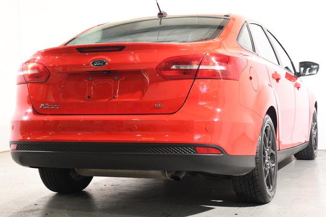 2016 Ford Focus SE photo