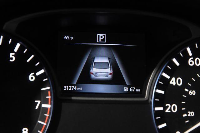 2016 Nissan Altima 2.5 SR photo