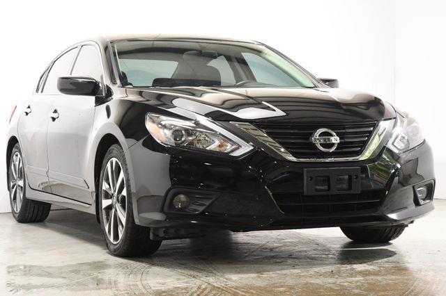 2016 Nissan Altima 2.5 SR photo