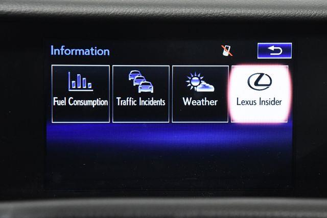 2016 Lexus IS age photo