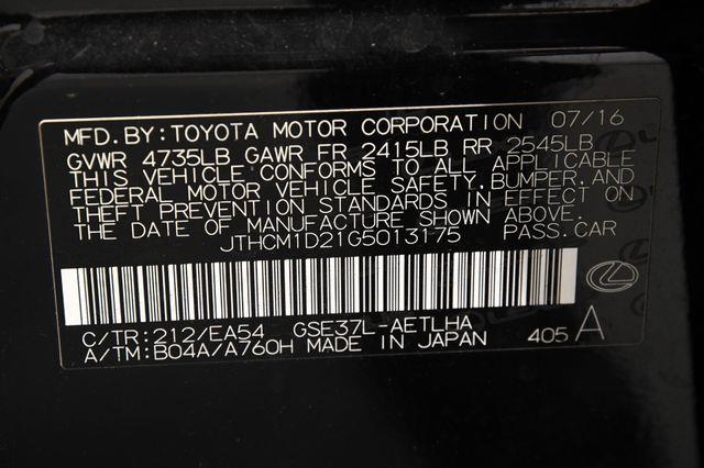 2016 Lexus IS age photo