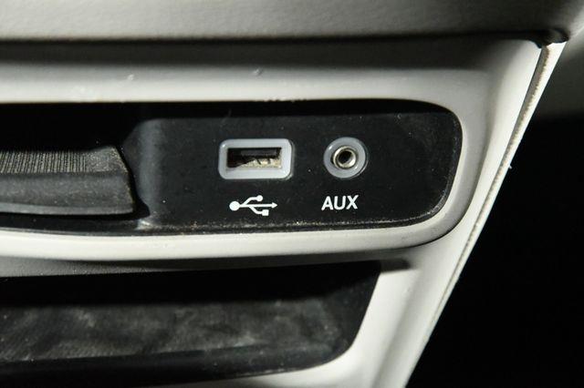 2017 Chrysler Pacifica Touring-L w/Nav/Blind Spot/ Sa photo