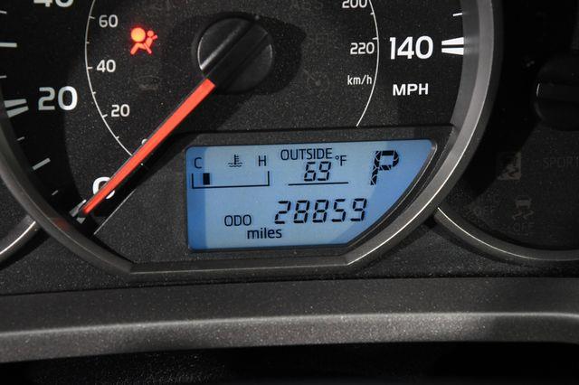2016 Toyota RAV4 LE photo
