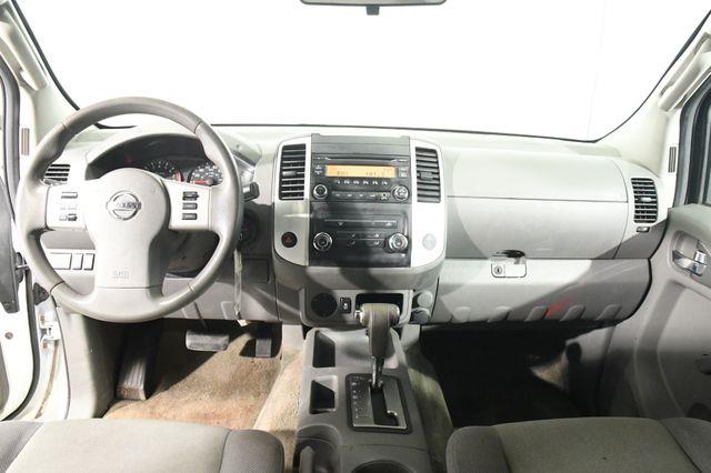 2014 Nissan Frontier S photo