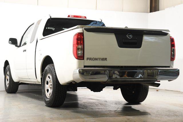 2014 Nissan Frontier S photo