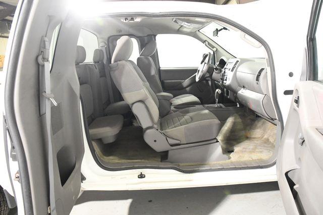 2014 Nissan Frontier S photo