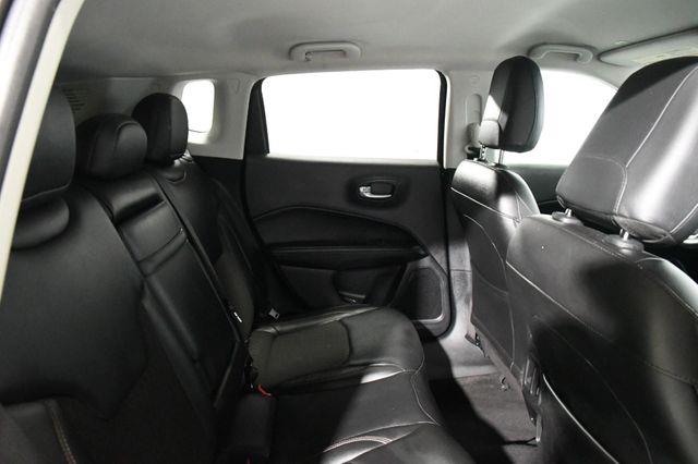 2018 Jeep Compass Latitude photo