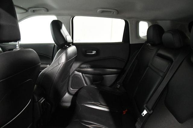 2018 Jeep Compass Latitude photo