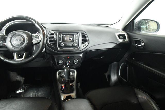 2018 Jeep Compass Latitude photo