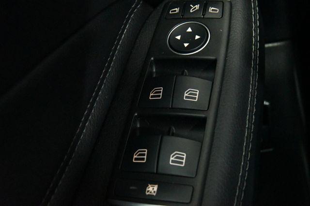2016 Mercedes-Benz GLE 300d w/ Nav/ Blind Spot/ Safety photo