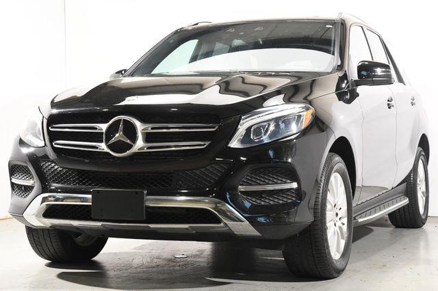 The 2016 Mercedes-Benz GLE 300d w/ Nav/ Blind Spot/ Safety photos