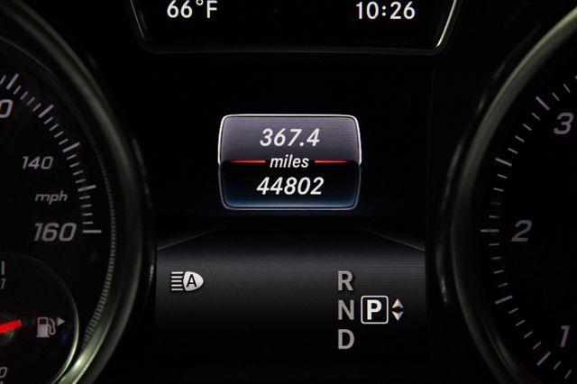 2016 Mercedes-Benz GLE 300d w/ Nav/ Blind Spot/ Safety photo
