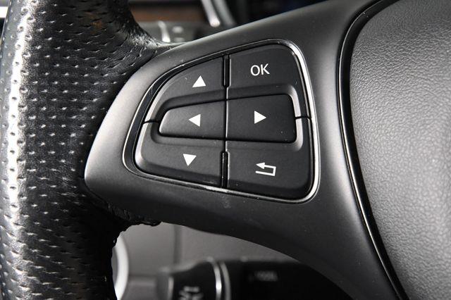 2016 Mercedes-Benz GLE 300d w/ Nav/ Blind Spot/ Safety photo