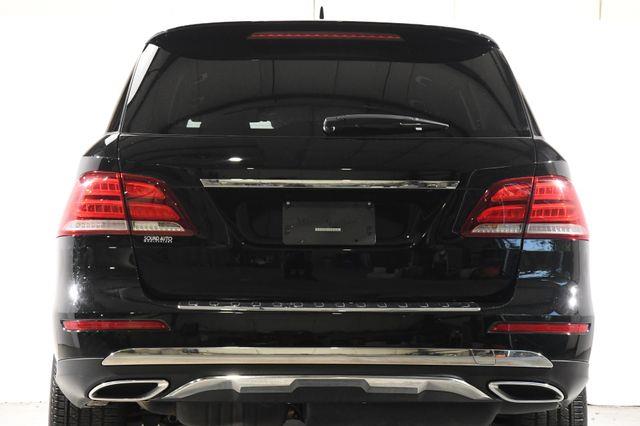 2016 Mercedes-Benz GLE 300d w/ Nav/ Blind Spot/ Safety photo