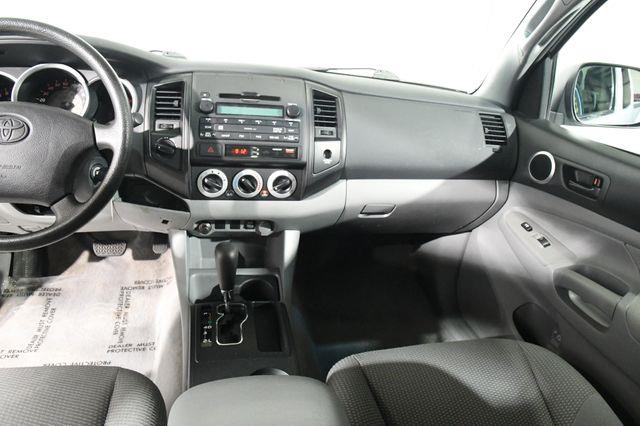 2011 Toyota Tacoma V6 photo