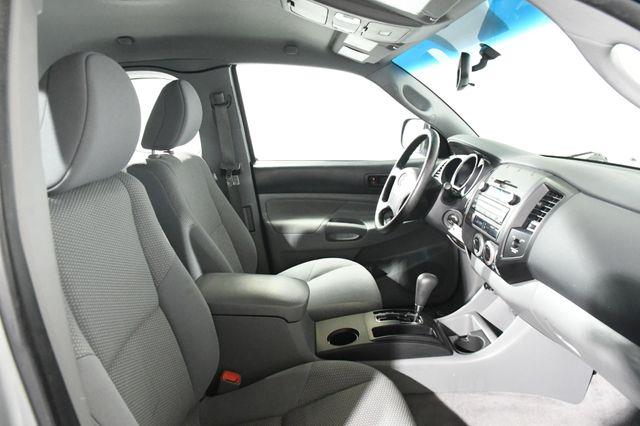 2011 Toyota Tacoma V6 photo