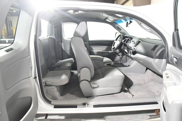2011 Toyota Tacoma V6 photo