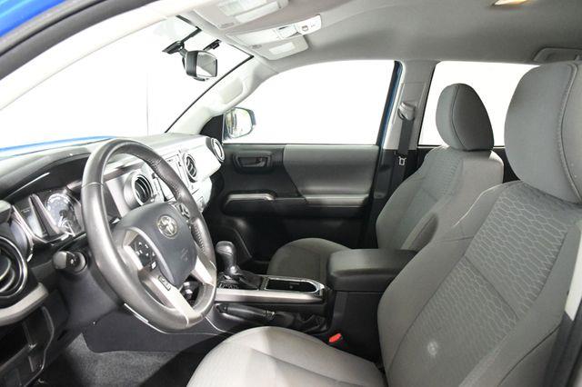 2017 Toyota Tacoma TRD Sport photo