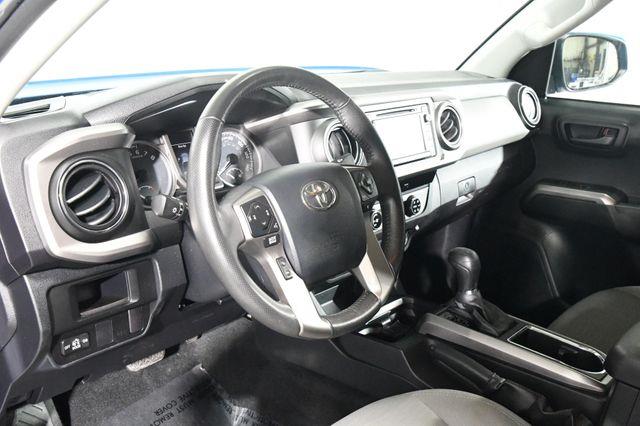 2017 Toyota Tacoma TRD Sport photo