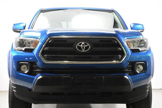 2017 Toyota Tacoma TRD Sport photo