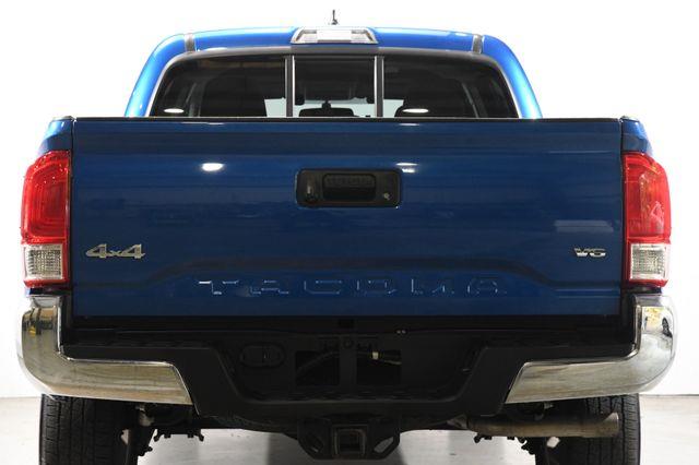 2017 Toyota Tacoma TRD Sport photo