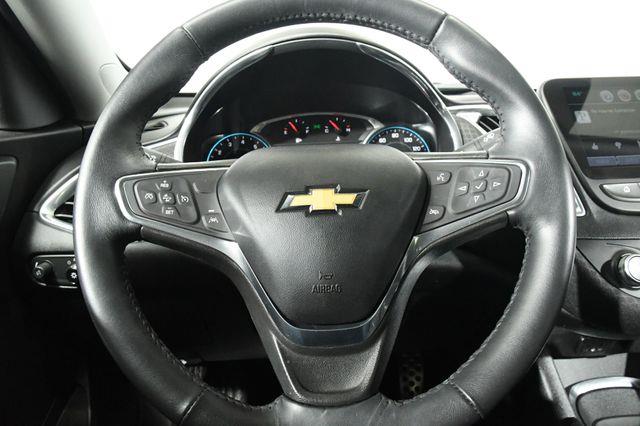 2016 Chevrolet Malibu LT photo