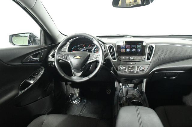 2016 Chevrolet Malibu LT photo