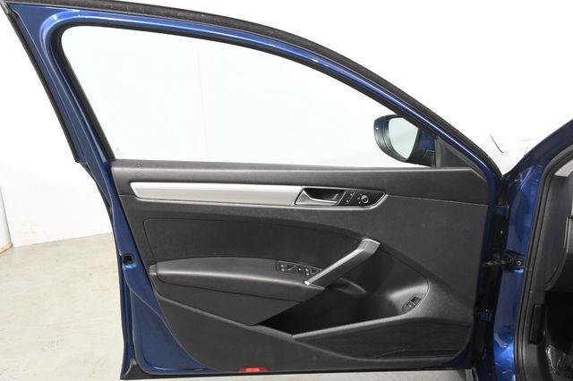 2016 Volkswagen Passat 1.8T S photo