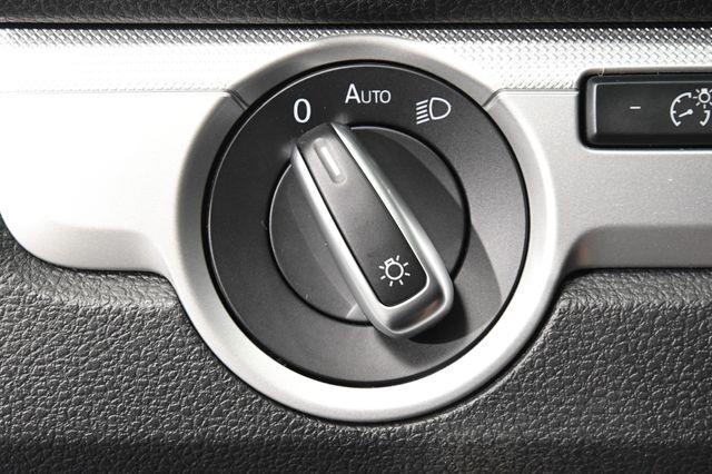 2016 Volkswagen Passat 1.8T S photo