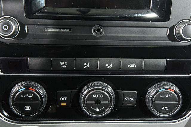 2016 Volkswagen Passat 1.8T S photo