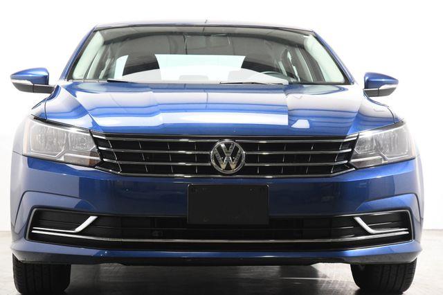 2016 Volkswagen Passat 1.8T S photo