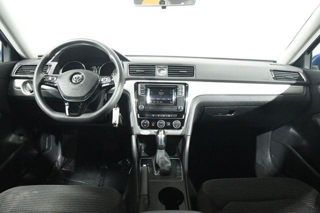 2016 Volkswagen Passat 1.8T S photo