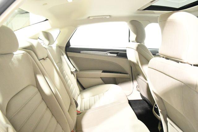 2018 Ford Fusion Hybrid SE w/ Sun roof photo