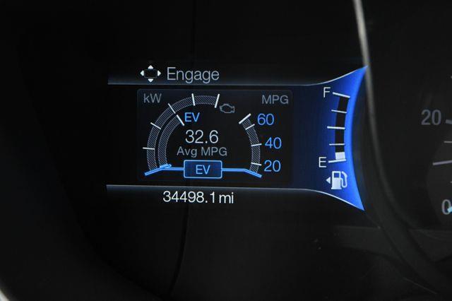 2018 Ford Fusion Hybrid SE w/ Sun roof photo