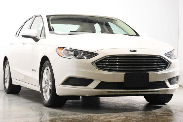 2018 Ford Fusion Hybrid SE w/ Sun roof photo