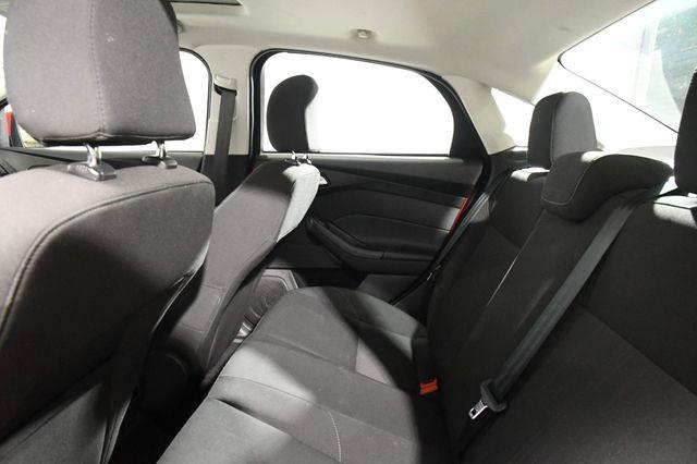2015 Ford Focus SE photo