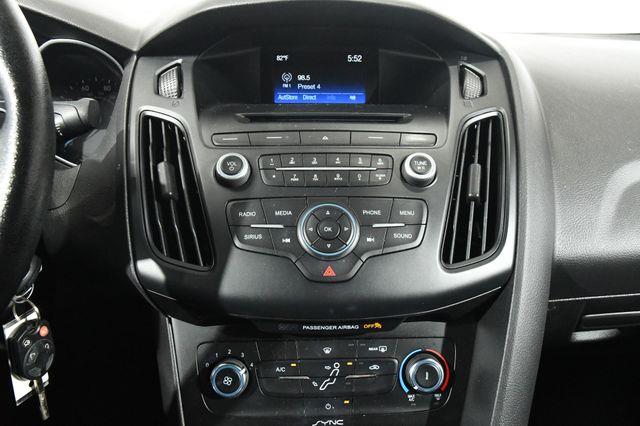 2015 Ford Focus SE photo