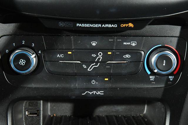 2015 Ford Focus SE photo