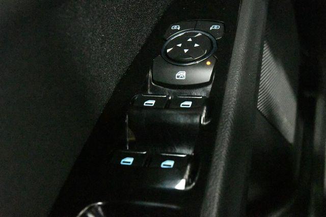 2016 Ford Fusion SE photo