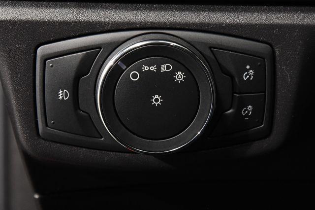 2016 Ford Fusion SE photo