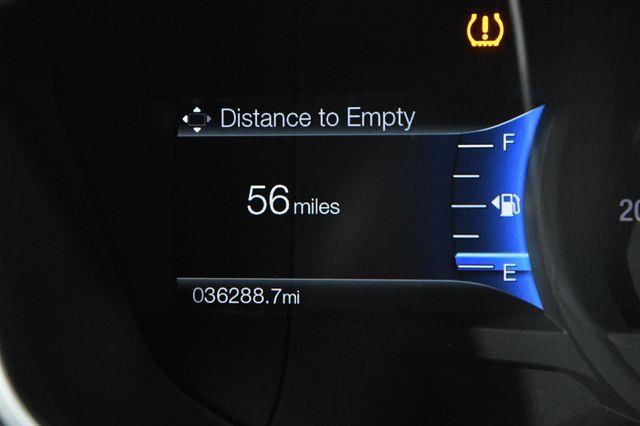 2016 Ford Fusion SE photo