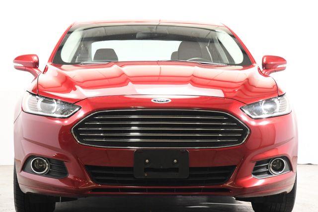 2016 Ford Fusion SE photo