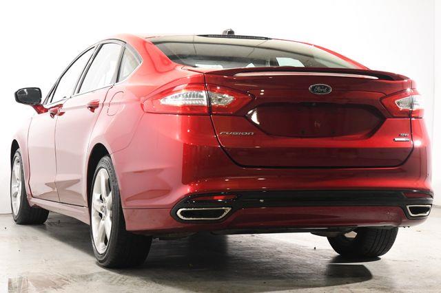 2016 Ford Fusion SE photo