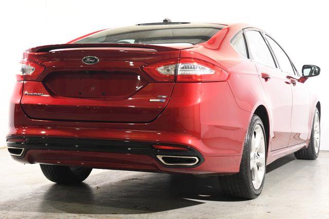 2016 Ford Fusion SE photo